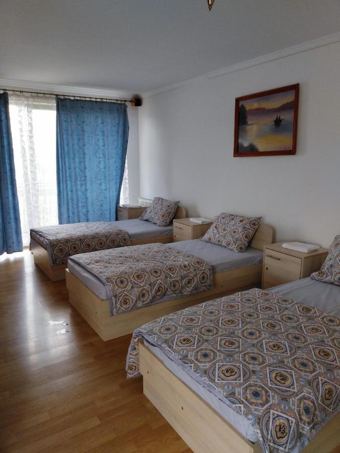 Миниотель Mukacheve Ngoại thất bức ảnh